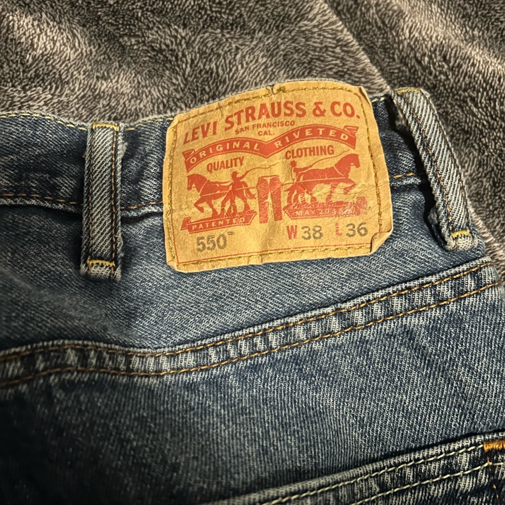 Levi's Relaxed Fit Blue Jeans for Men